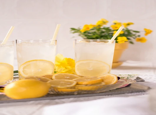 Recept za detoks sok sa limunom i kurkumom